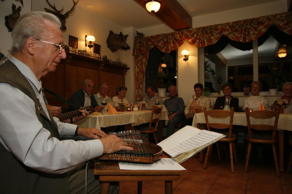 Hotel Haus Oberland Masserberg Exteriér fotografie